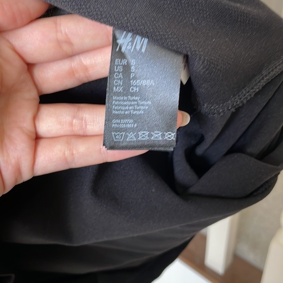 Alexander Wang x H&M black logo crop top tshirt sz S - Picture 4 of 6